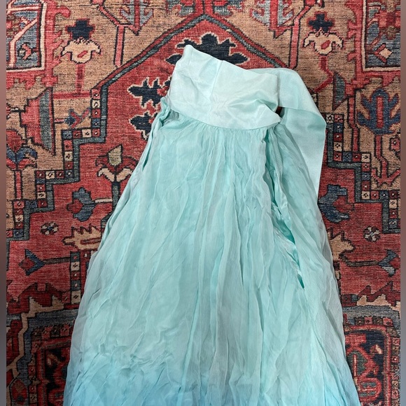 NWT Azeeza Atwood Midi Dress in Sky & Ocean size medium - Picture 6 of 7